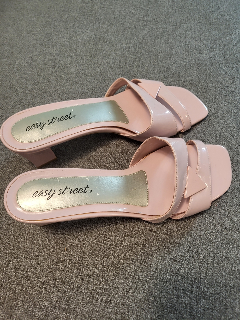 Vintage Easy Street Pink Patent Mid-Heel Slide Sandals